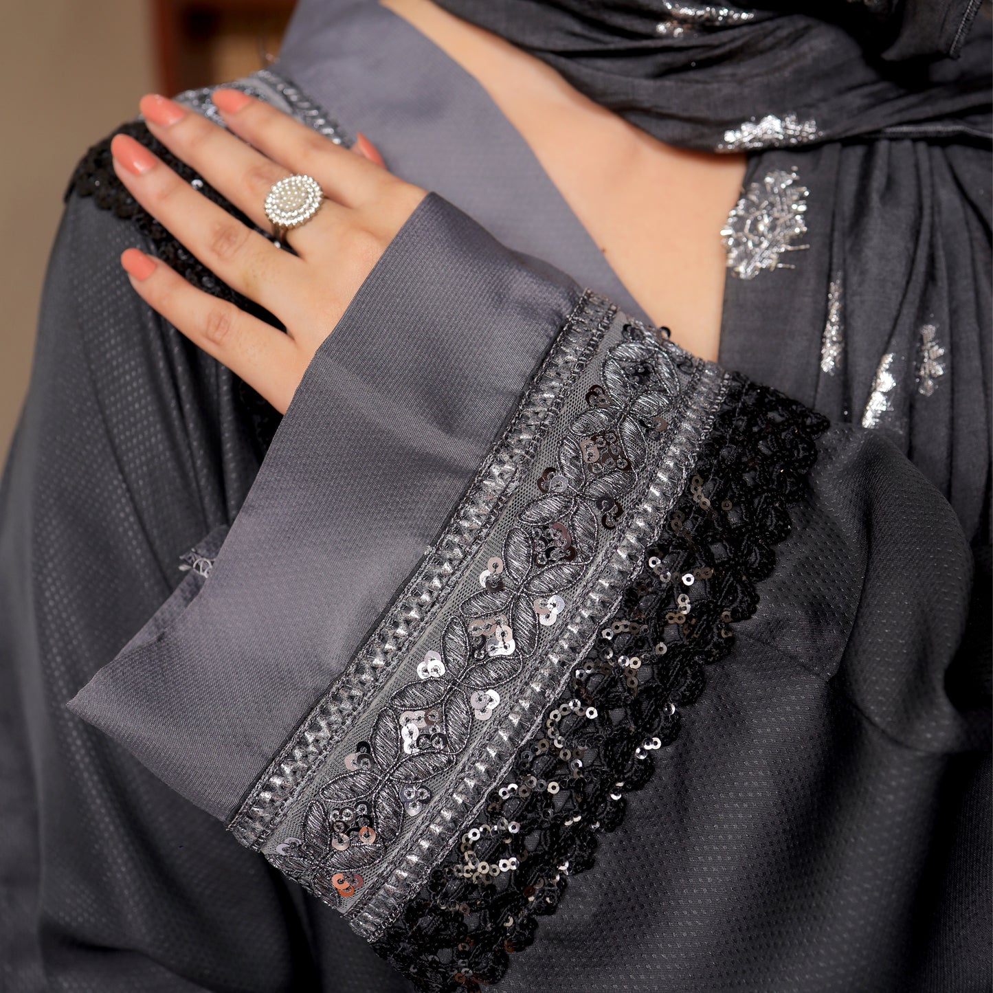 EMBROIDERED BLACK ABAYA